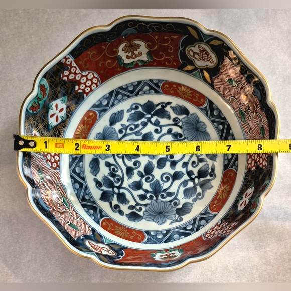 Japanese Imari Hand Painted Bowl - Picture 2 of 9